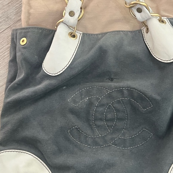 Chanel vintage purse - Picture 10 of 12